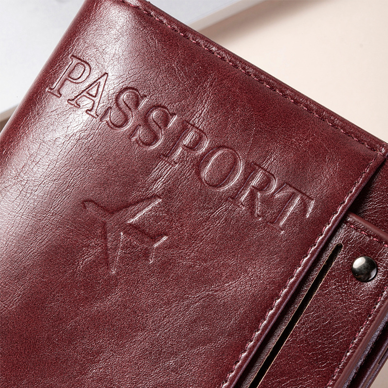 Passport Holder and Wallet in  - đánh giá và giá Travel Accessories For Plane