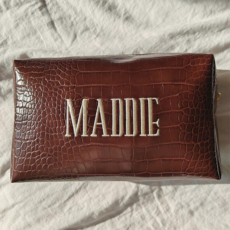 Embroidered Croc Makeup Bag Pe - đánh giá và giá Travel Accessories Present